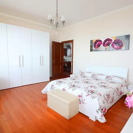 La Rosa Del Sud - De Vivo Realty Apartment